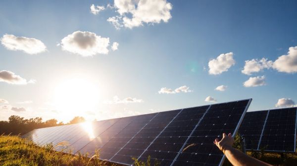 Top 5 avantages des panneaux solaires en Allier à considérer